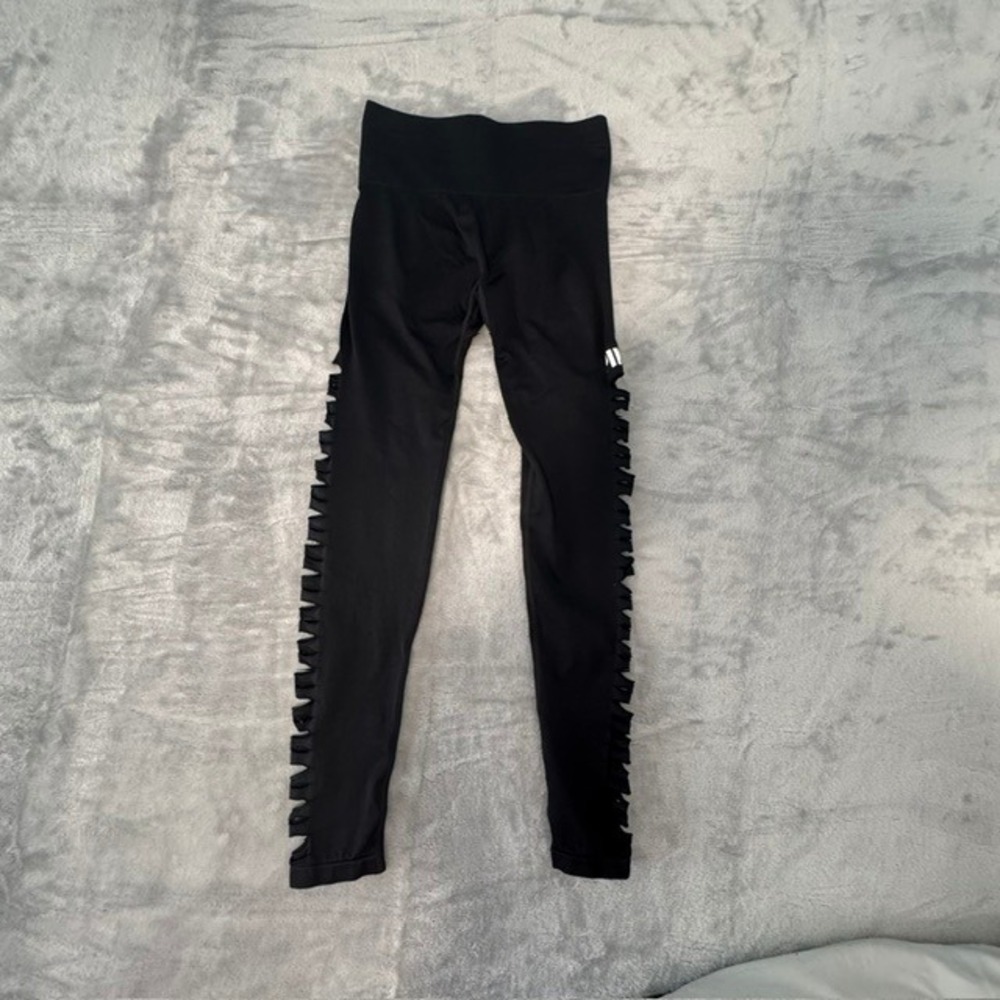 NWT‎ Victoria's Secret PINK Laser Cut Leggings Black Women's S